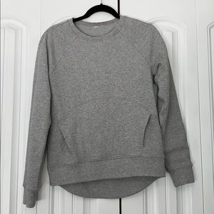 Lululemon Catch a Moment Crew!